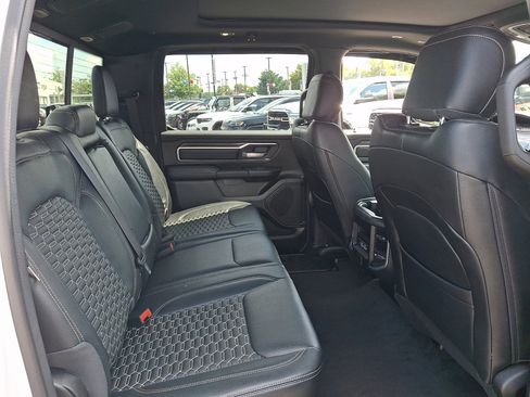 Used 2023 RAM 1500 Big Horn AWD/4WD image 15