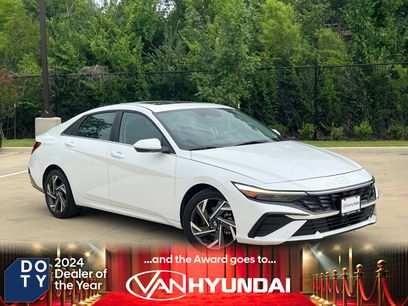 Used 2025 Hyundai Elantra SEL