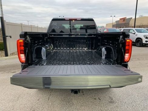 New 2026 GMC Sierra 1500 Elevation image 25