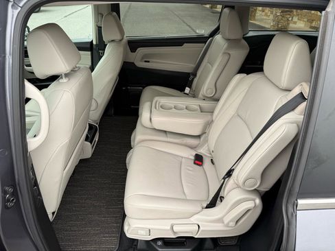 Used 2025 Honda Odyssey EX-L image 16