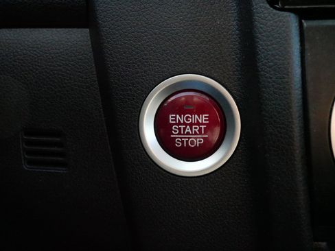 Used 2016 Honda Fit EX image 28