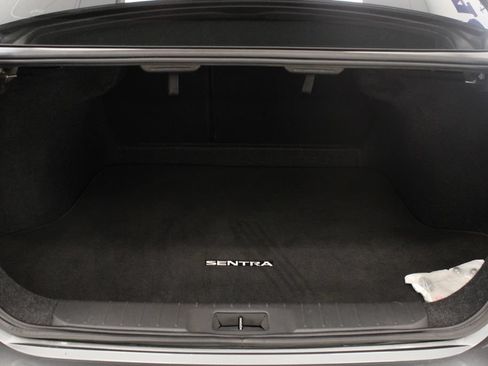Used 2022 Nissan Sentra SR w/ Midnight Edition FWD image 29