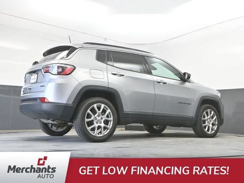 Used 2022 Jeep Compass Latitude AWD/4WD image 49
