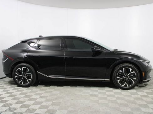 Used 2024 Kia EV6 Wind w/ Wind Technology Package RWD image 35