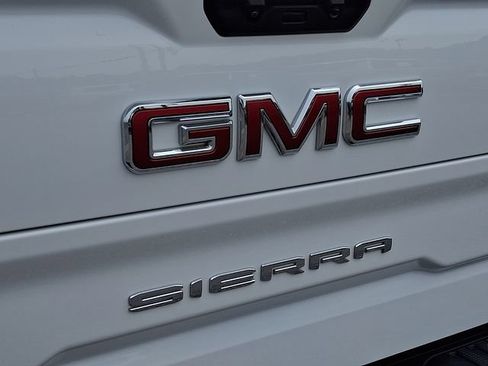 Certified 2025 GMC Sierra 1500 SLT AWD/4WD image 30