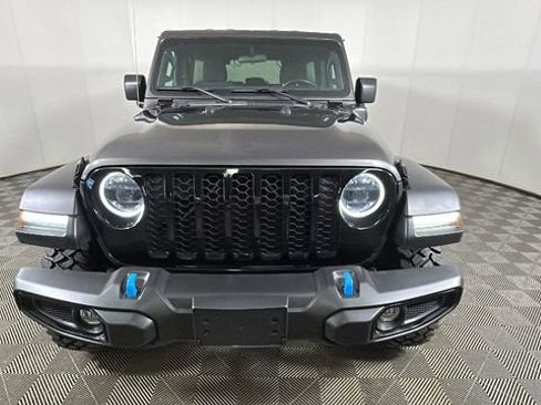 Used 2023 Jeep Wrangler Unlimited w/ Cold Weather Group AWD/4WD image 8