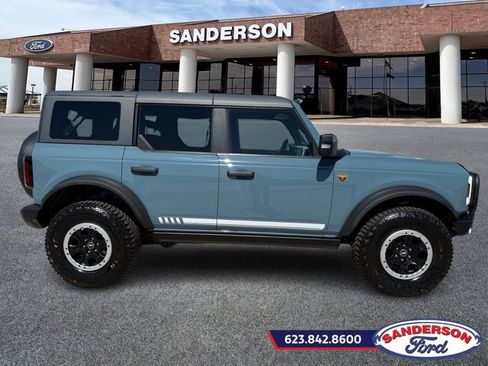 Used 2023 Ford Bronco Badlands AWD/4WD image 2