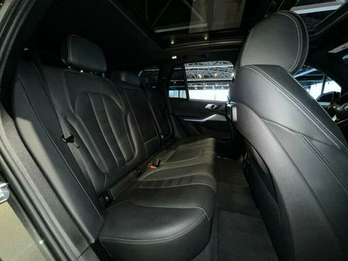 Used 2022 BMW X5 xDrive40i w/ Premium Package image 29