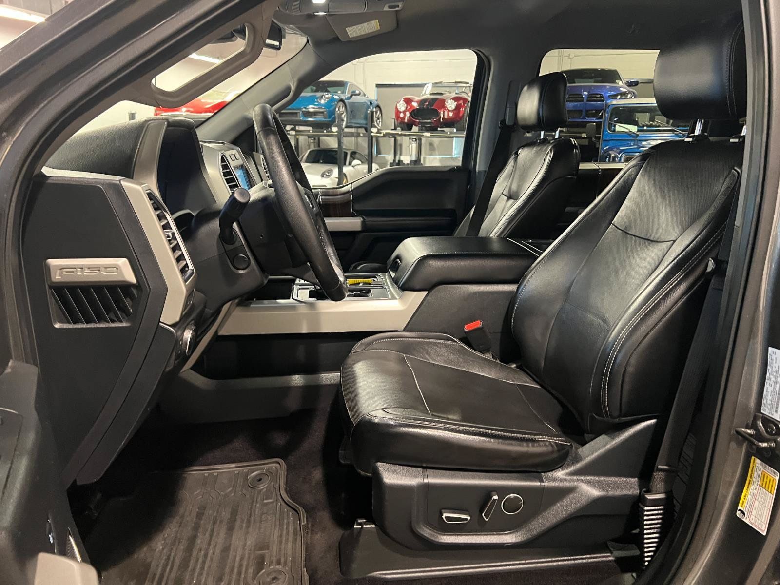 Used 2016 Ford F150 Lariat w/ Equipment Group 502A Luxury AWD/4WD image 9