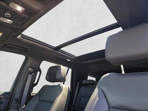 Used 2023 Chevrolet Tahoe LT w/ Luxury Package image 20