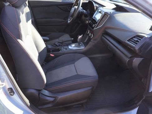Used 2020 Subaru Crosstrek 2.0i Premium image 21
