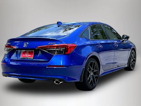 Used 2023 Honda Civic Sport image 5