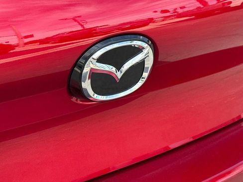Used 2026 MAZDA MAZDA3 Hatchback w/Premium Plus Pkg image 6
