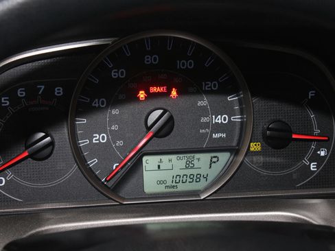 Used 2015 Toyota RAV4 XLE FWD image 11