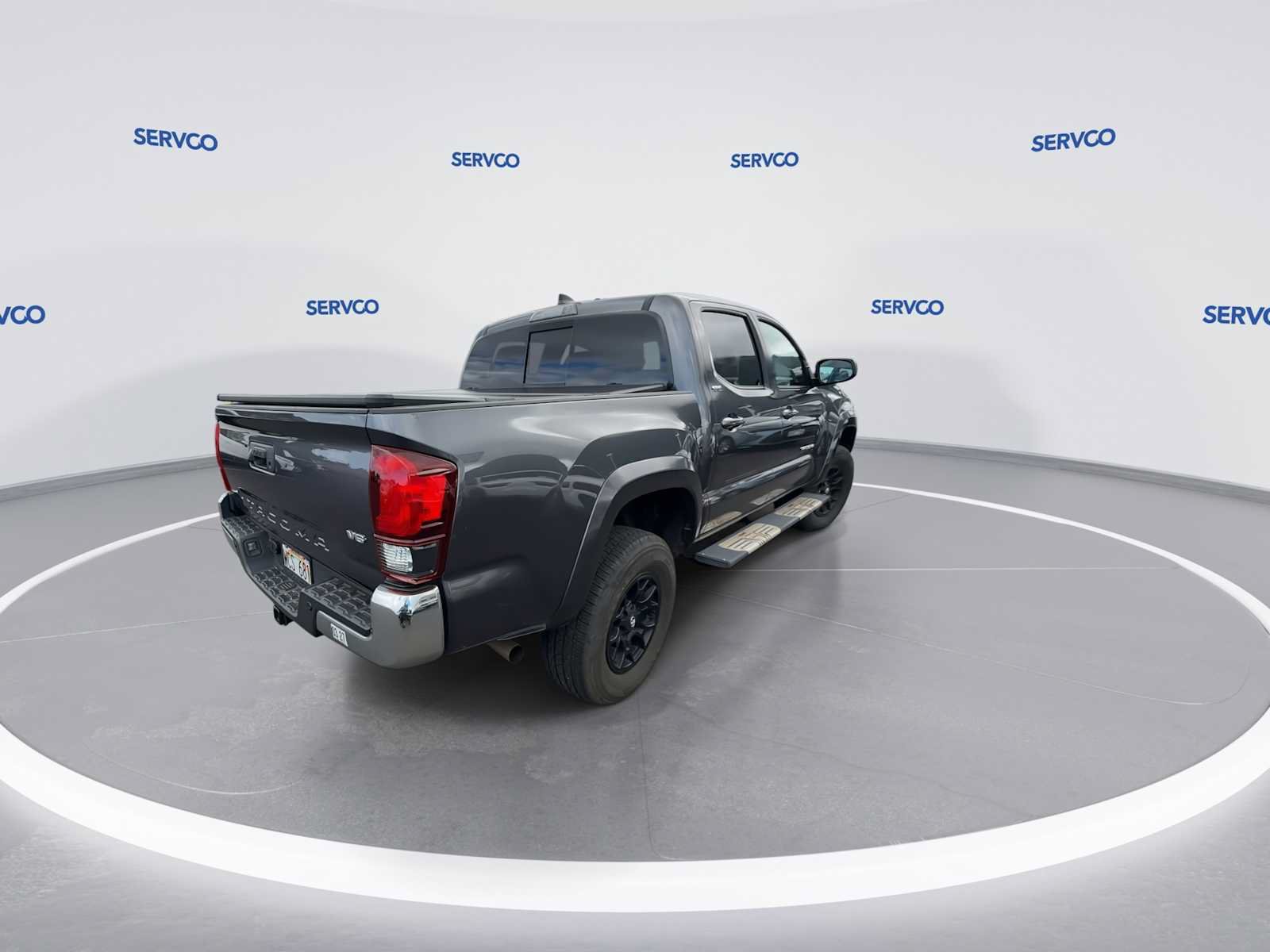 Used 2021 Toyota Tacoma SR5 RWD image 7