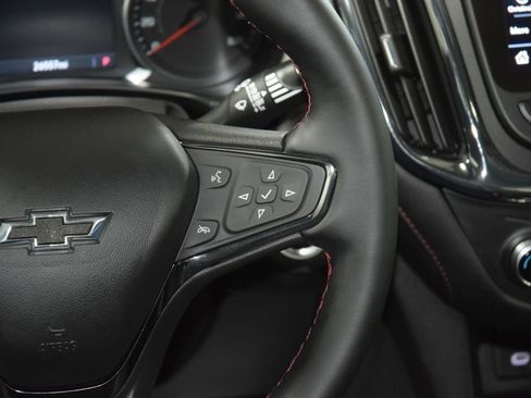 Used 2024 Chevrolet Equinox RS w/ RS Leather Package image 38