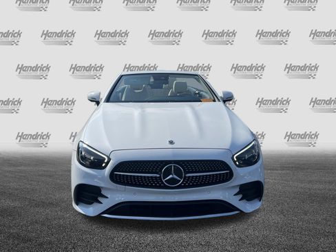 Used 2023 Mercedes-Benz E 450 Cabriolet image 3