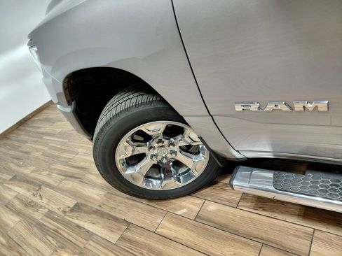 Used 2019 RAM 1500 Big Horn AWD/4WD image 19