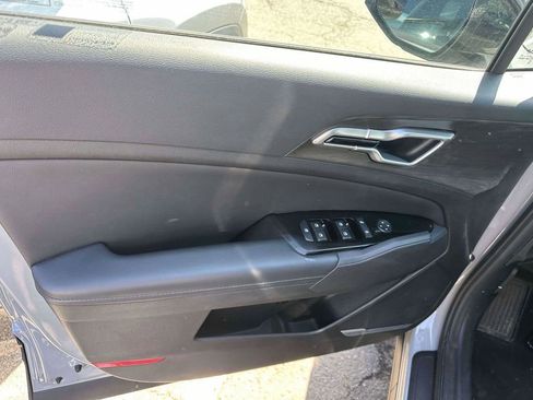 Used 2023 Kia Sportage X-Line AWD/4WD image 16