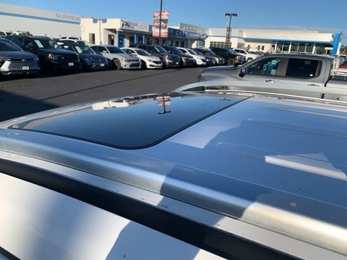 Used 2017 Mercedes-Benz GLS 450 4MATIC image 9