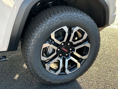 New 2026 GMC Canyon AT4 w/ Nightfall Edition AWD/4WD image 35