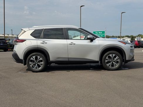 Certified 2023 Nissan Rogue SV w/ SV Premium B Package AWD/4WD image 6