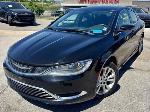 Used 2017 Chrysler 200 Limited Platinum w/ Mopar Interior Package FWD image 1
