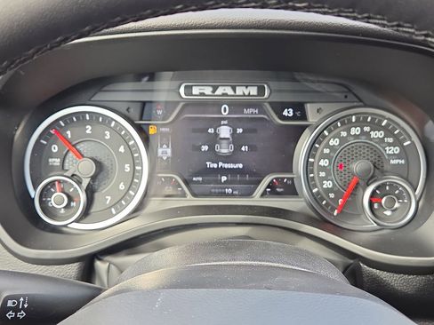 New 2026 RAM 1500 Big Horn AWD/4WD image 28