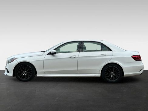 Used 2014 Mercedes-Benz E 350 4MATIC Sedan image 4