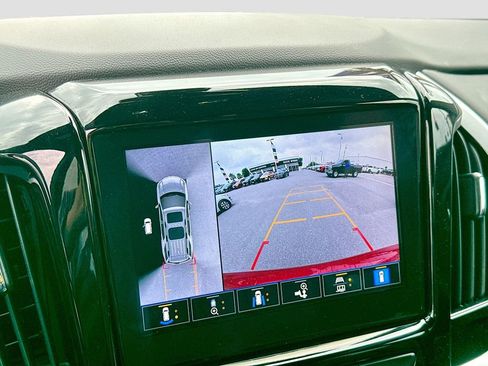 Used 2023 Chevrolet Traverse Premier w/ LPO, Floor Liner Package FWD image 18