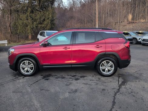 Used 2020 GMC Terrain SLE w/ Driver Convenience Package image 9