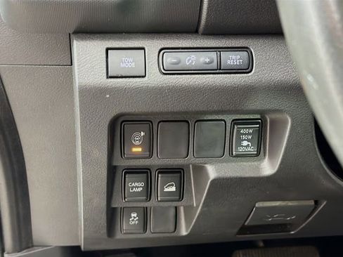 Certified 2024 Nissan Frontier SV w/ SV Convenience Package image 12