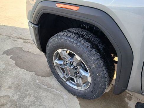 New 2026 GMC Sierra 2500 SLT w/ SLT Convenience Package image 30