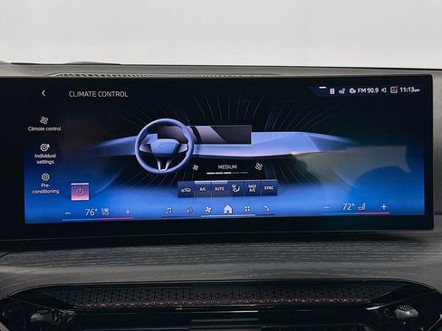 New 2026 BMW 330i xDrive 330i xDrive w/ M Sport Package image 14