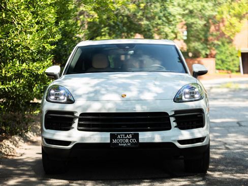 Used 2019 Porsche Cayenne AWD/4WD image 6