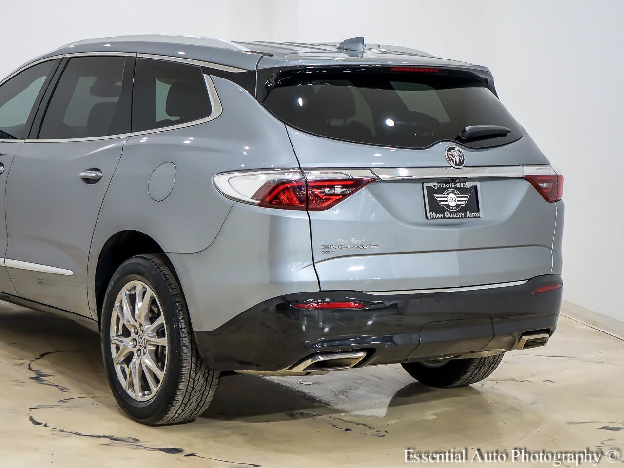 Used 2023 Buick Enclave Essence w/ Experience Buick Package AWD/4WD image 9