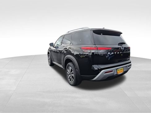 New 2025 Nissan Pathfinder SL image 6