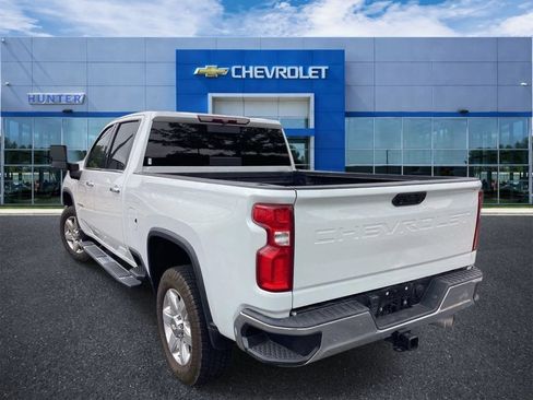 Used 2021 Chevrolet Silverado 2500 LTZ w/ LTZ Convenience Package AWD/4WD image 2
