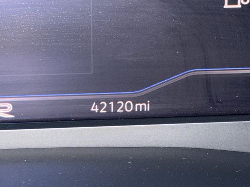 Used 2023 Volkswagen Atlas Cross Sport SEL R-Line image 25