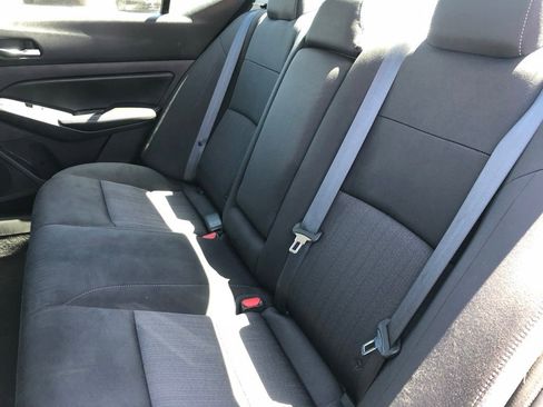 Used 2019 Nissan Altima 2.5 SV AWD/4WD image 7