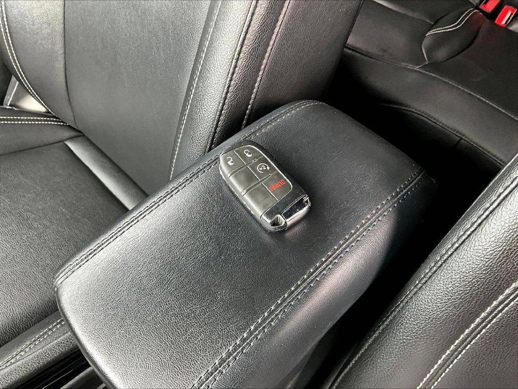 Used 2025 Jeep Compass Limited AWD/4WD image 37