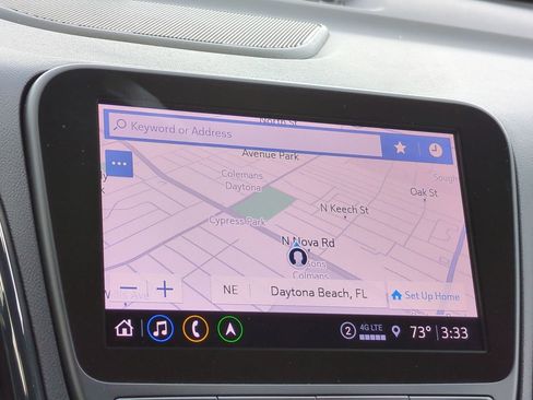 Used 2022 Chevrolet Equinox RS w/ RS Leather Package image 21