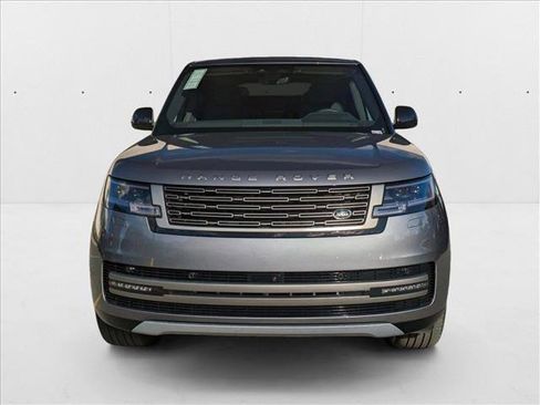 New 2025 Land Rover Range Rover SE image 6