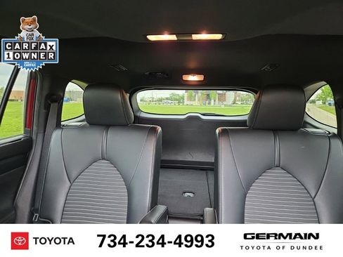 Used 2021 Toyota Highlander XSE FWD image 14