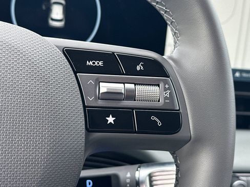 Used 2025 Hyundai Ioniq 5 Limited image 39