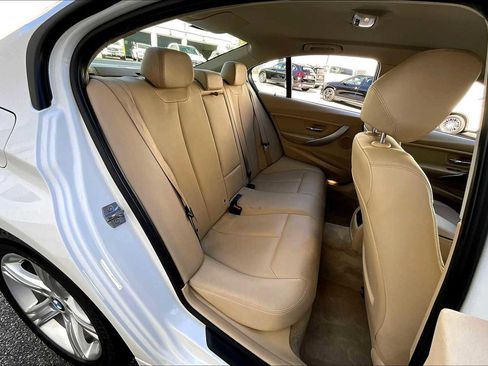 Used 2015 BMW 320i 320i image 17