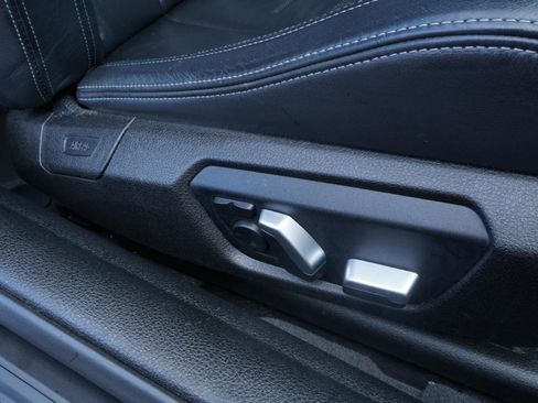Used 2016 BMW M4 Coupe w/ Executive Package RWD image 60