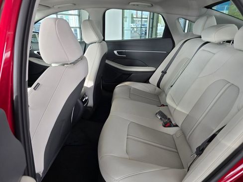 New 2026 Hyundai Sonata SEL FWD image 32