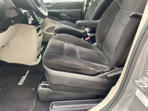 Used 2014 Dodge Grand Caravan SE w/ Quick Order Package 29E SE image 17