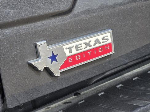 Used 2019 Ford F150 XLT w/ Equipment Group 302A Luxury image 16